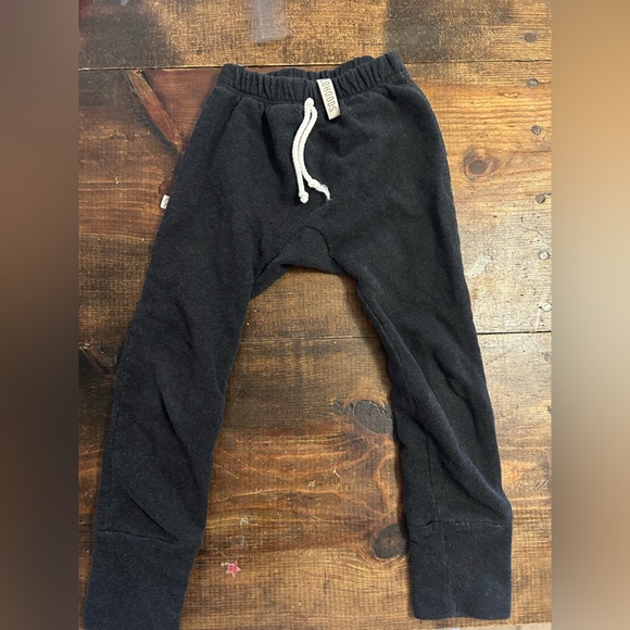 Childhoods bundle - Picture 3 of 6